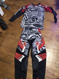 Thor youth large Dirtbike gear pants and shirt in great condition