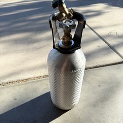 CO2 Tank