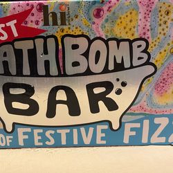 World”s Largest Bath Bomb Bar