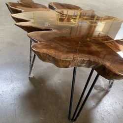 Solid wood with epoxy