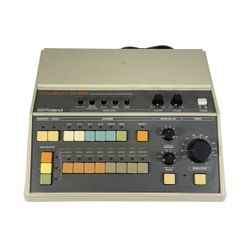 Vintage Roland CR-5000 CompuRhythm Analog Drum Machine - TESTED / WORKING