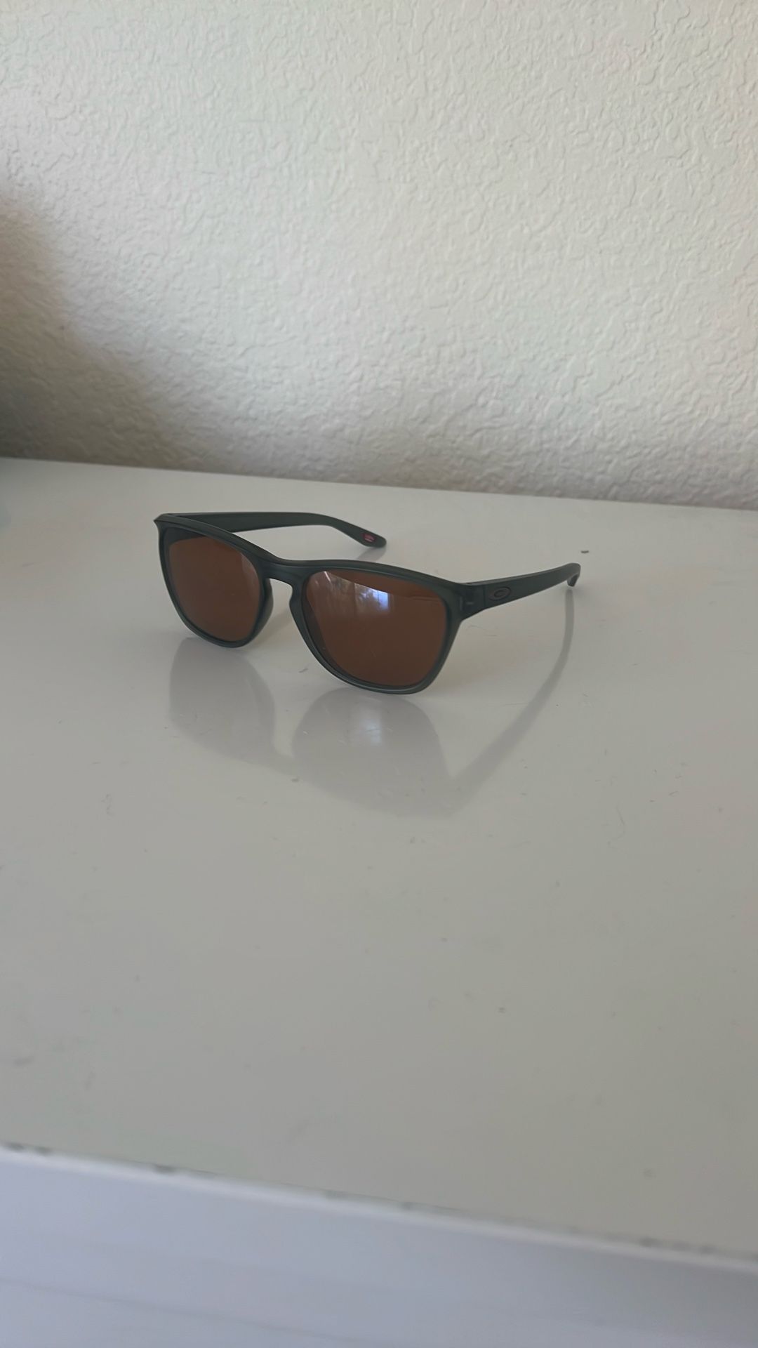 Oakley Manorburn Sunglasses