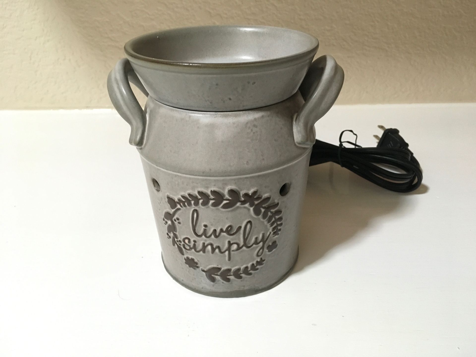 Wax warmer / Scentsy