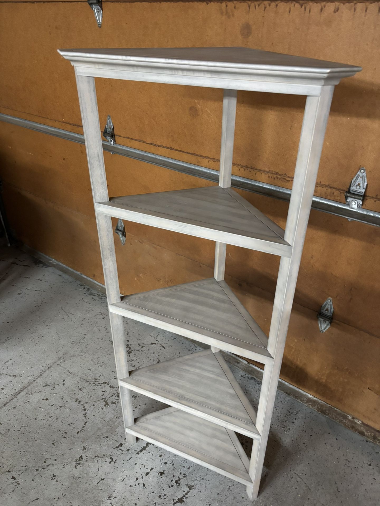 Corner Shelf
