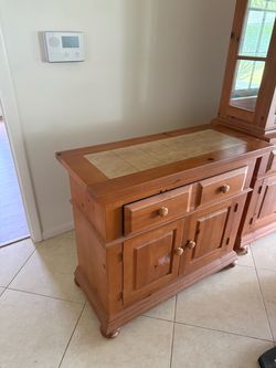 Pine Wood Sideboard with Tile Top (Hutch Set)