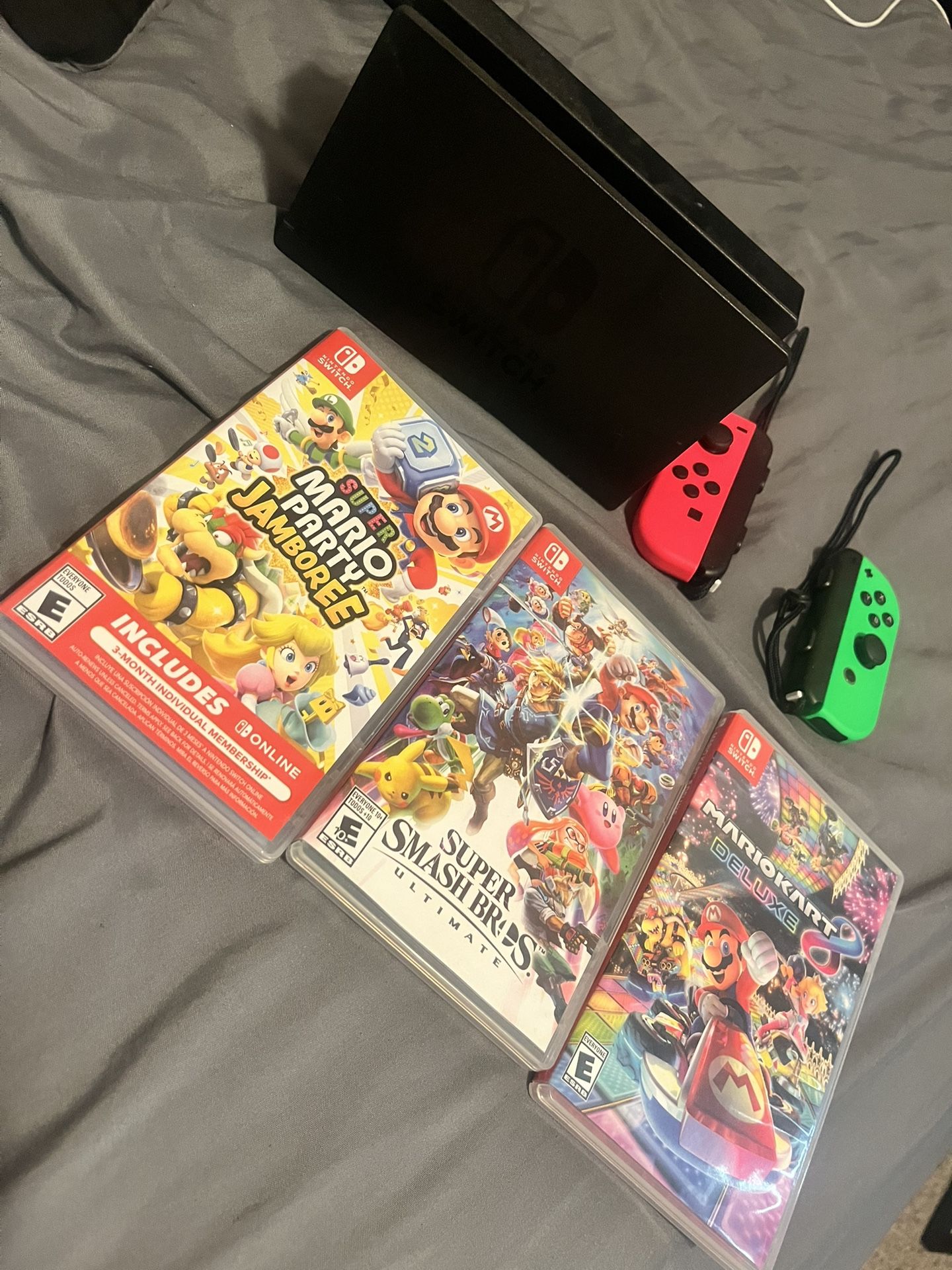 Nintendo Switch ( Check Description )