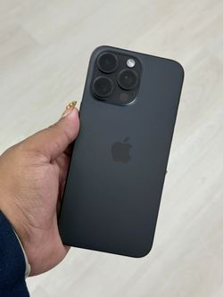 iPhone 15 Pro Max 6.7" (Unlocked) 256GB Good Black Titanium