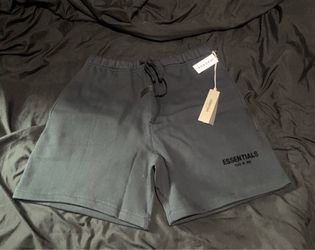 Essentials Shorts Black ( Pick Up Only )