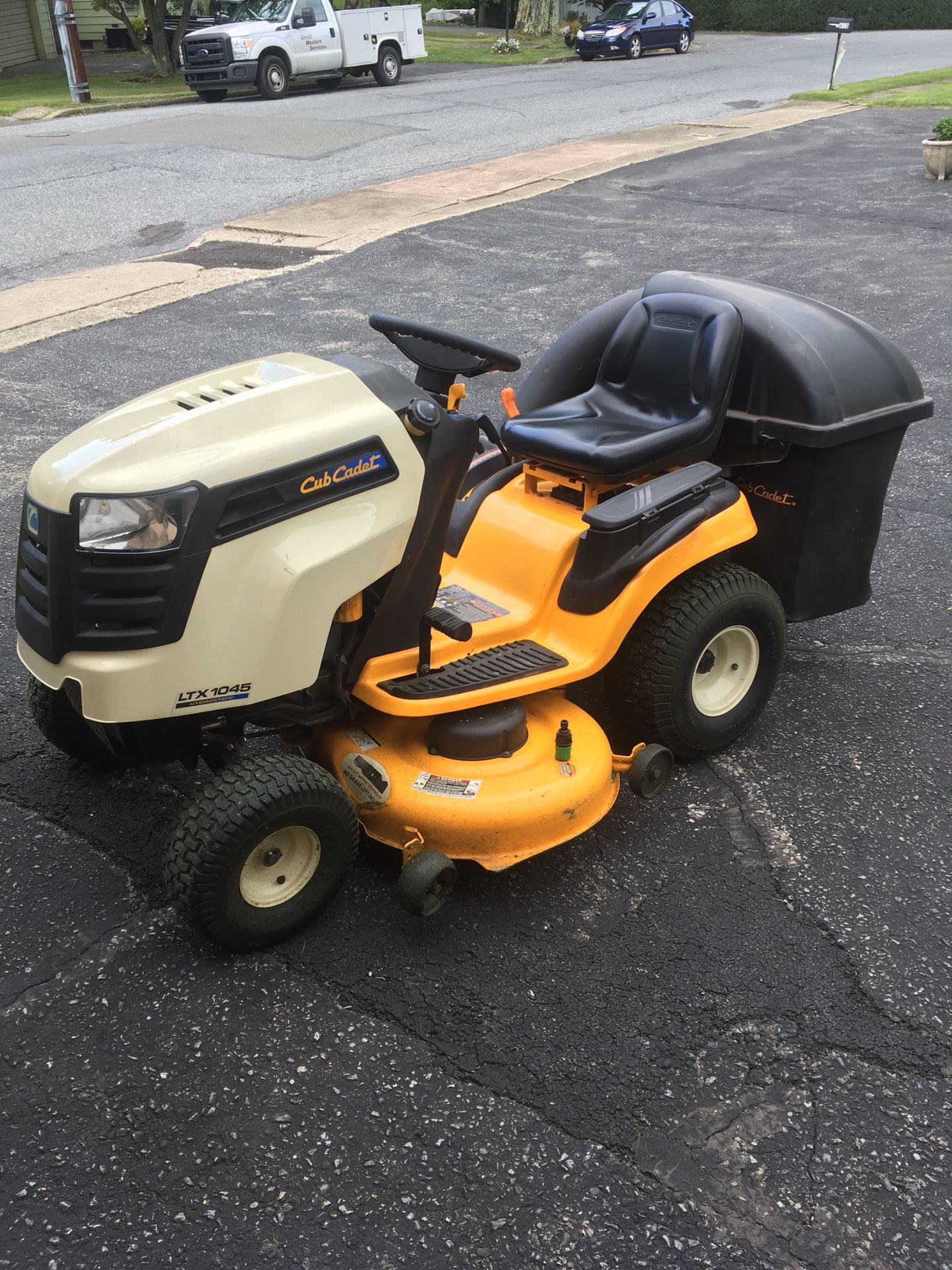 Cub cadet LTX 1045 riding mower with double bagger!