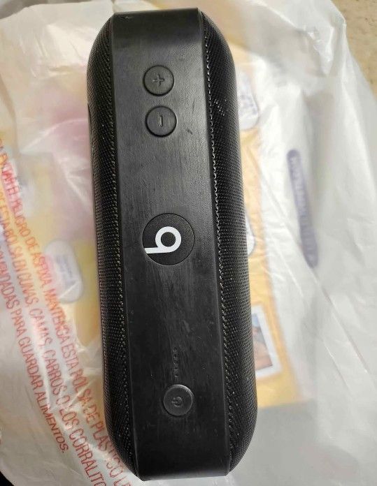 Beats Pill + Portable Wireless Speaker