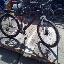 Between Us 27th Genesis 27-in Mountain Bike First Edition
