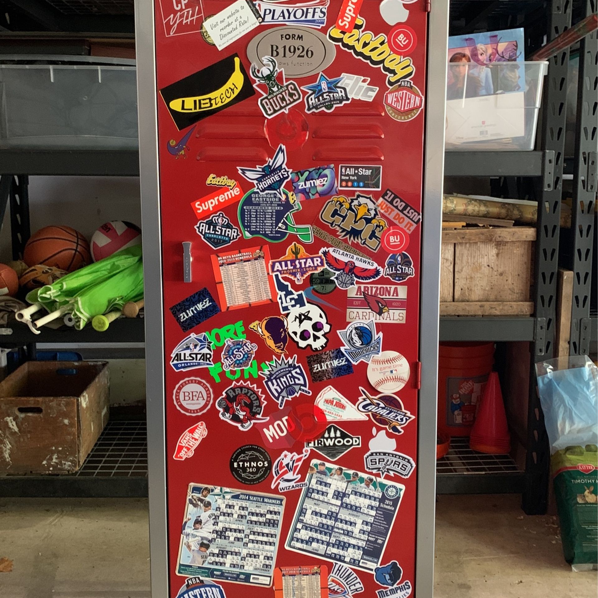 RED STORAGE/ORGANIZATIONAL LOCKER