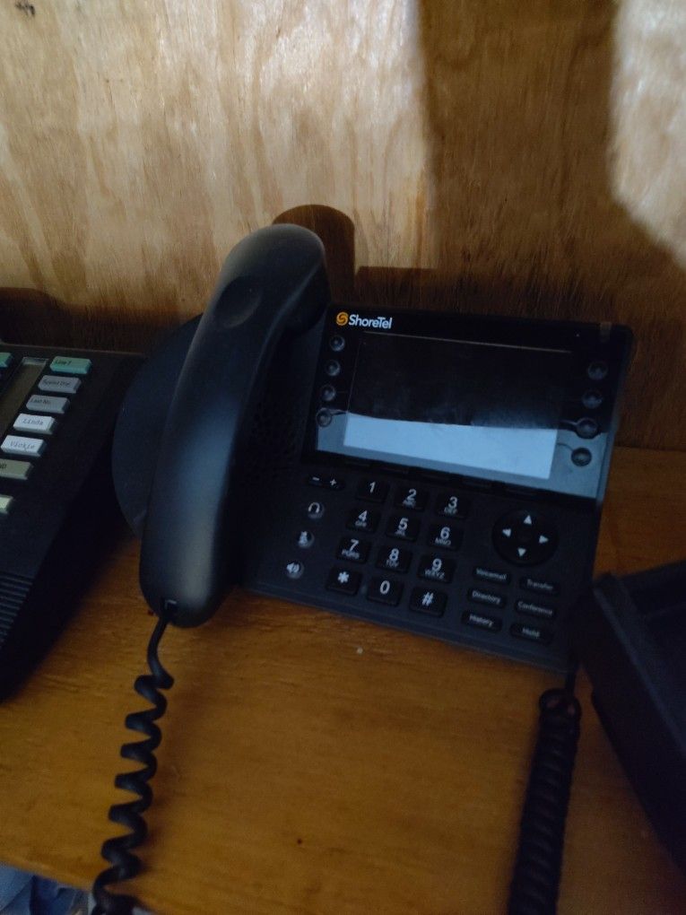 Office Phones And Keyboards Mouse Box Full Of Each 5.00 Each