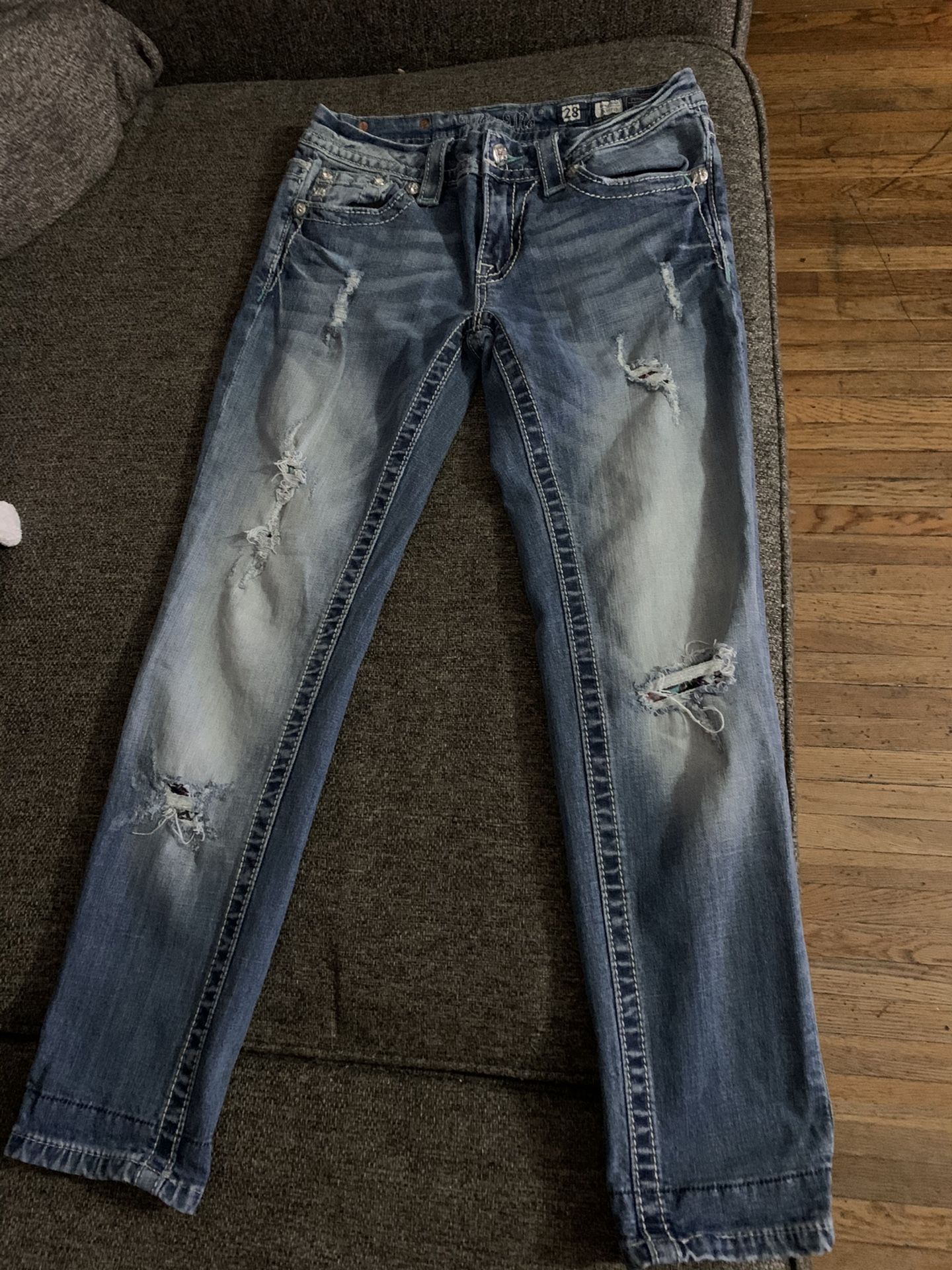 Designer miss me bluejeans 28 in the waste 26 1/2 Inseam