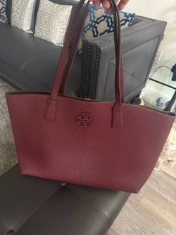 Pretty item