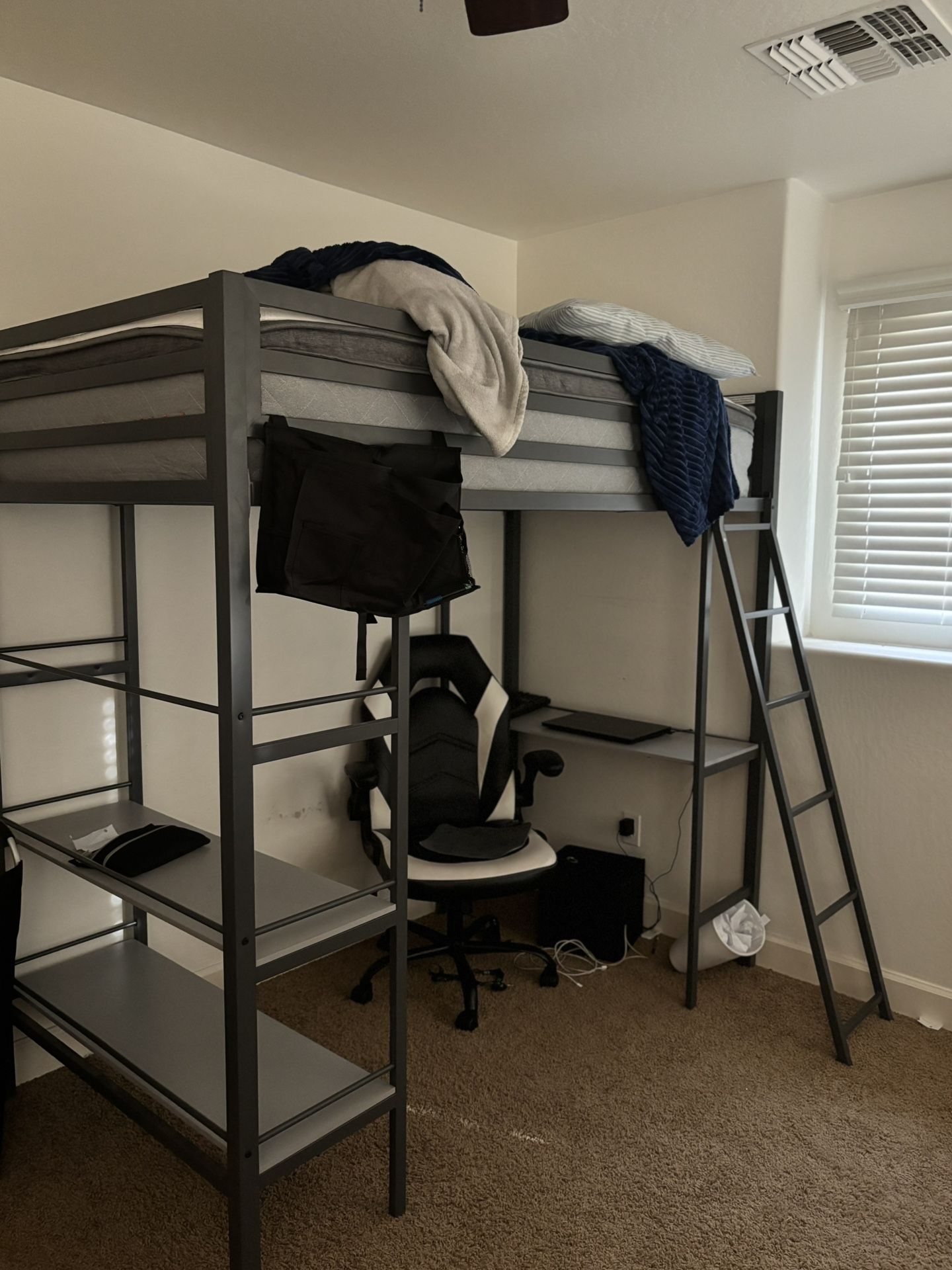 Twin size Loft Bed