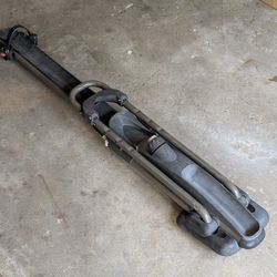 Yakima High Roller Up Right Bike Rack + Mounting Kits