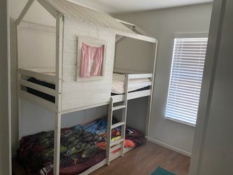 Bunk bed
