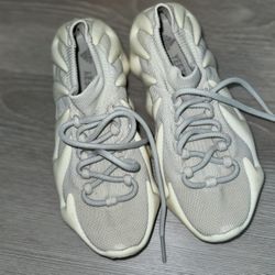 Yeezy 450 Cloud White