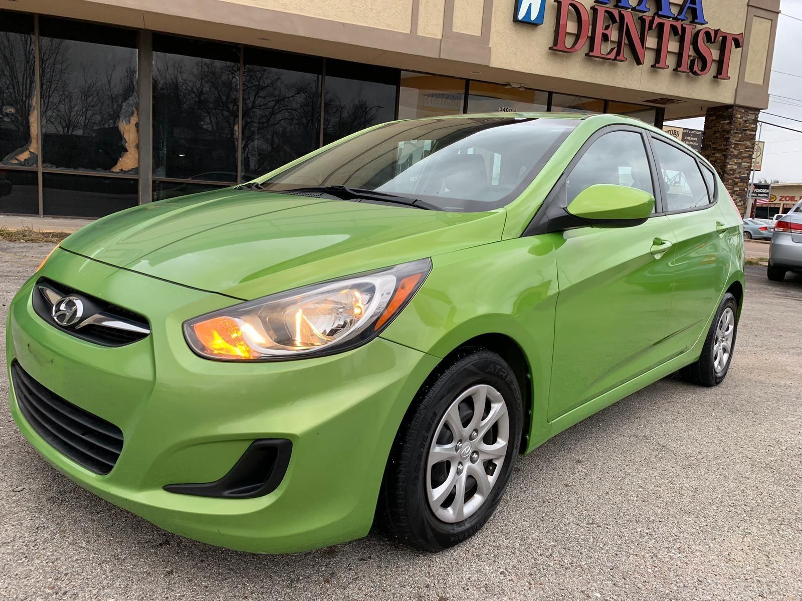 2012 Hyundai Accent