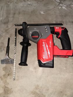 Milwaukee roto hammer