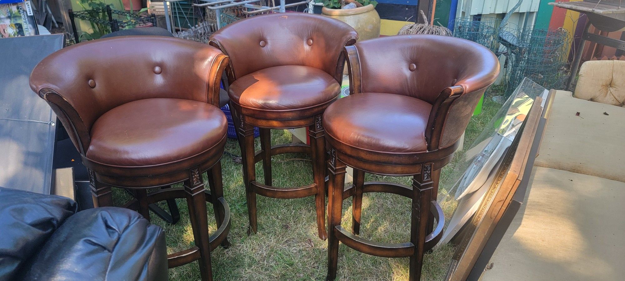Set of 3 Counter Height Swivel Barstools Chairs