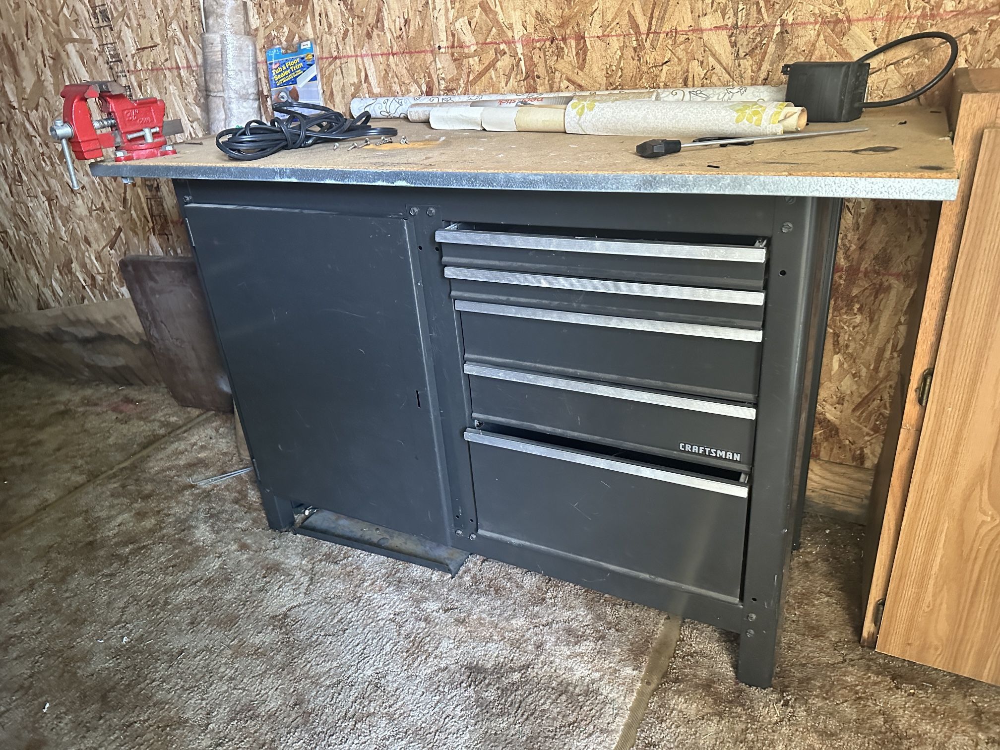 5 Ft Craftsman Tool Box W/Winch