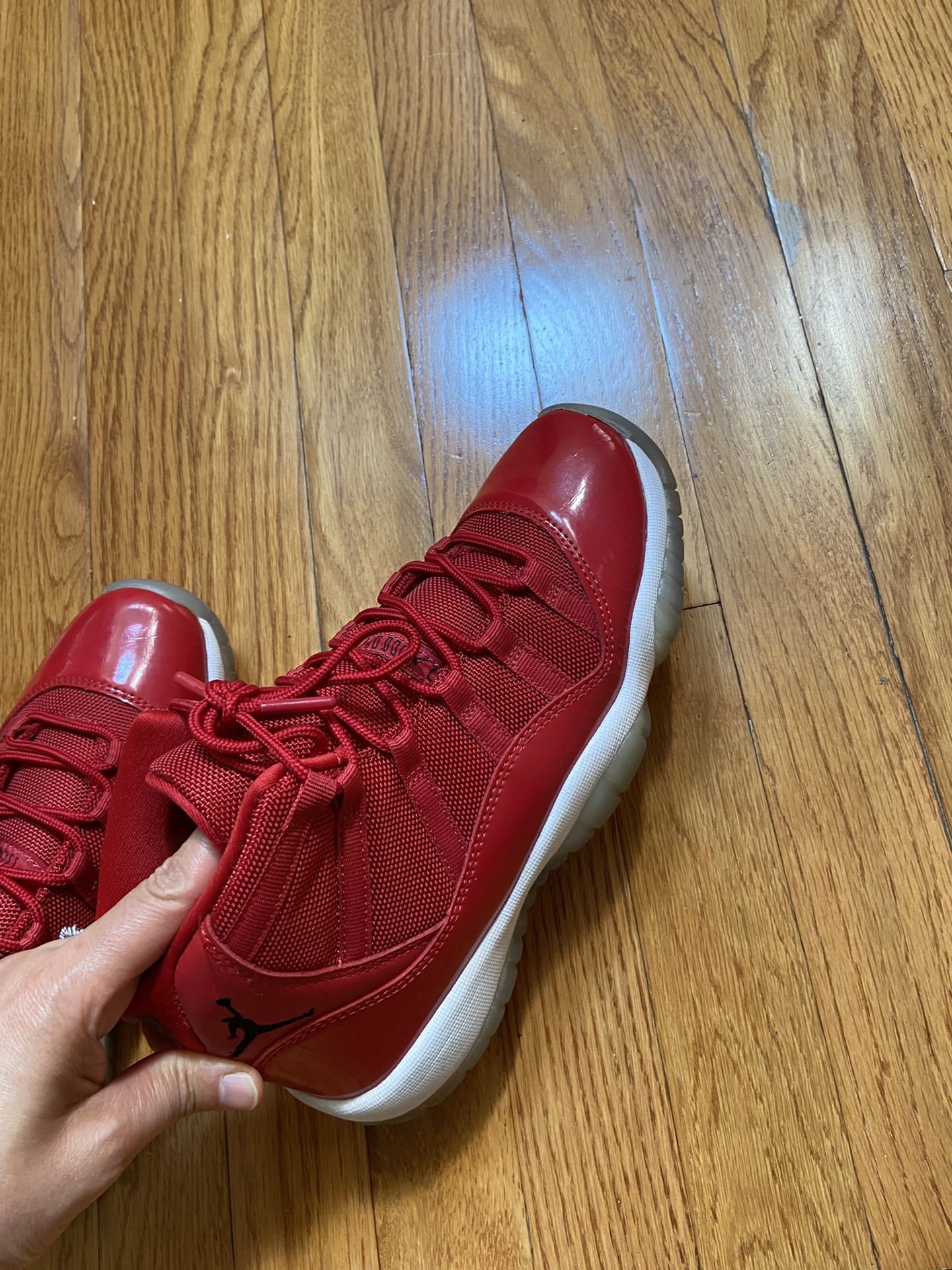 Jordan11 Size 7y 