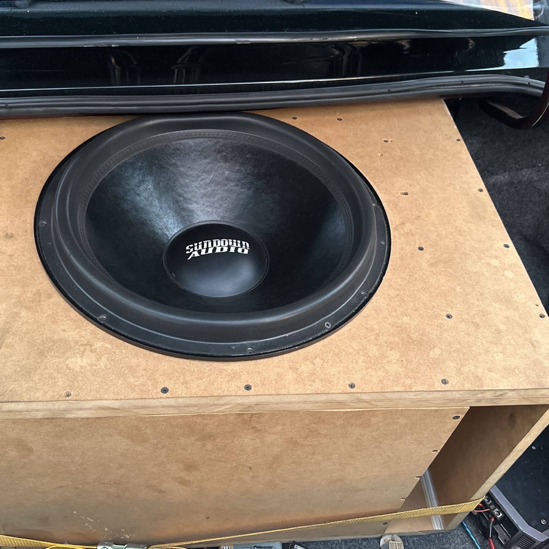 18 Inch Sundown