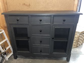 Dresser