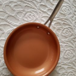 Gotham Steel. Copper Skillet. Retail $20. 9.5 Inch. 