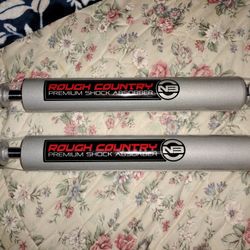 Rough Country N3 Rear Shock Absorber (fits) 2007-2018 Chevy Silverado Sierra 1500 | 0-4" Lift | Pair