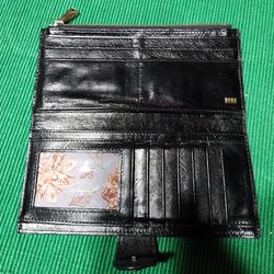 Hobo Dunn Continental Leather Wallet