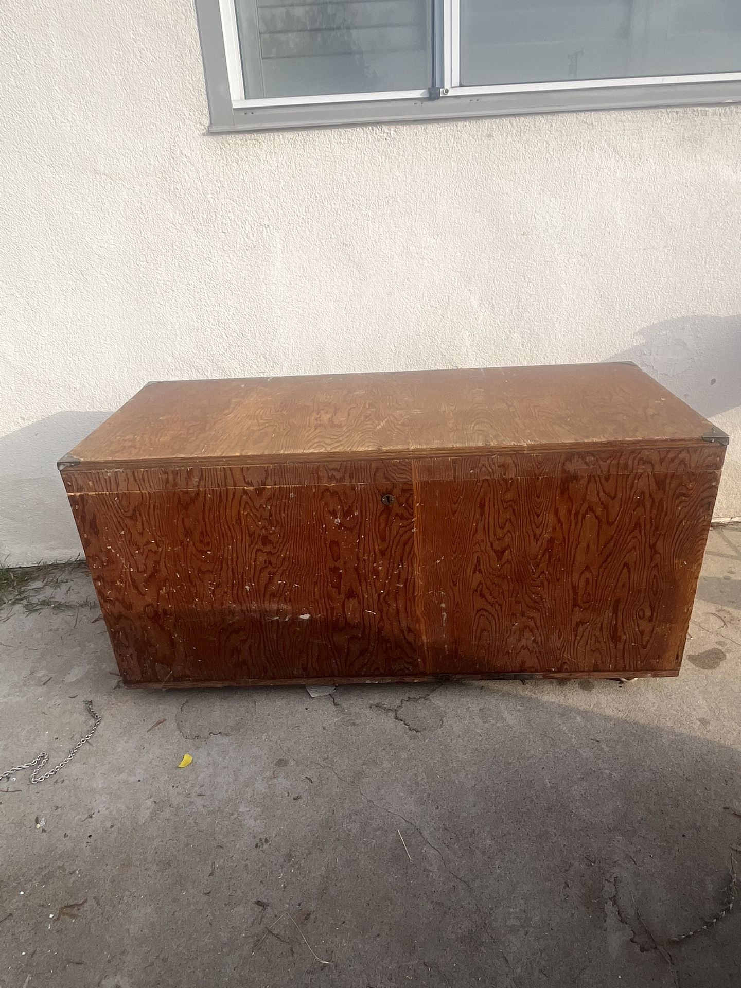 Wooden Toy Chest 