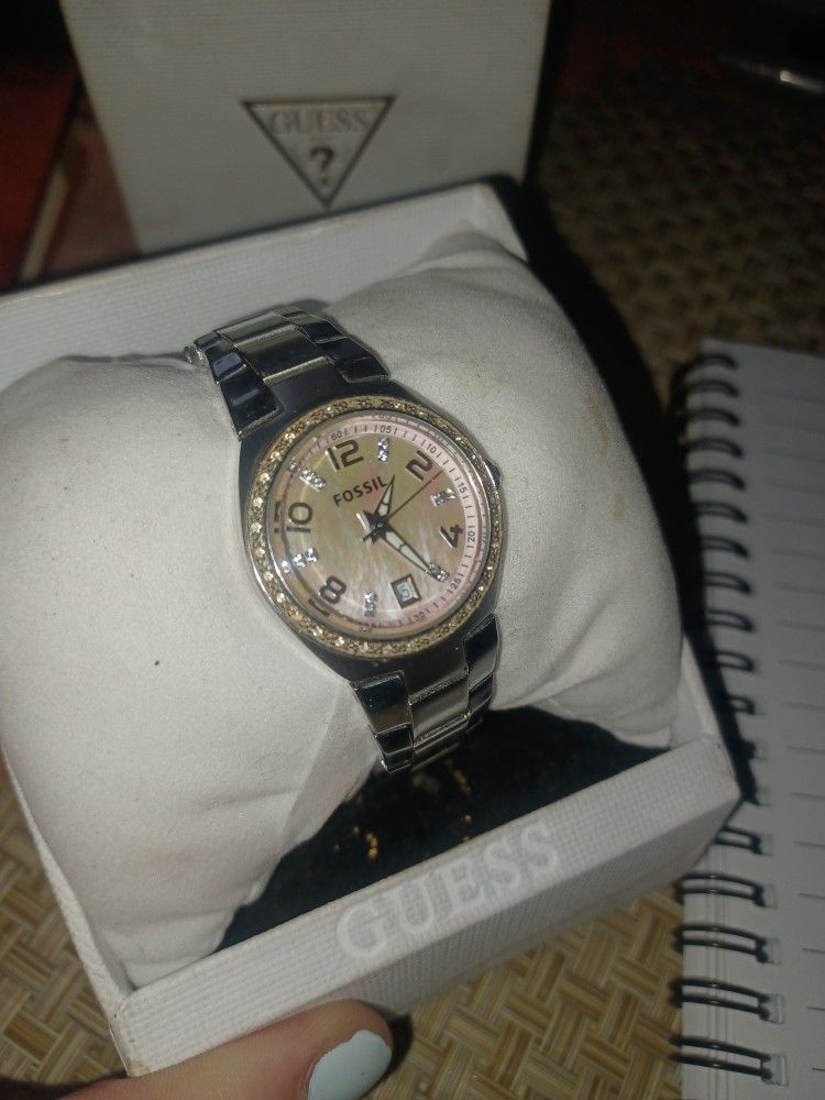 PRETTY FOSSIL WATCH
