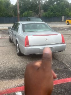 2010 Cadillac DTS(Silver)