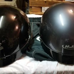 Motorcycle helmets 