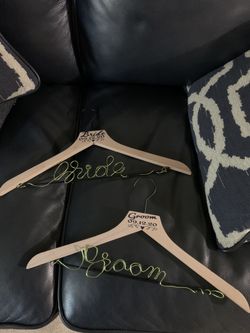 Cool hanger look for photoshoot