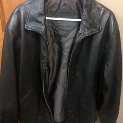 Mens Roundtree And York Leather Jacket  Size Large 