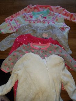 Ropa de niña $2,3 dolares por prenda