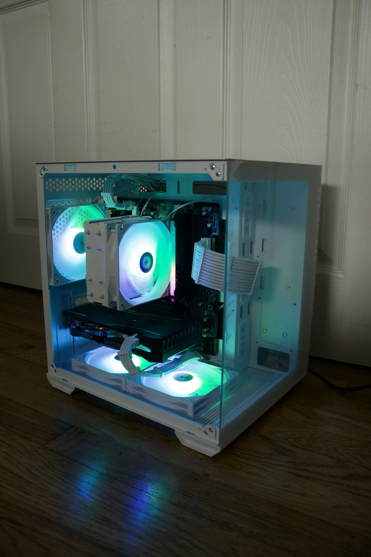 Gaming PC | GTX 1660 SUPER | Ryzen 5 5600 | Clean White RGB Build