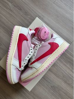 Size 6 men / 7.5 women Jordan 1 Low