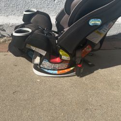 4-1 Graco Car Seat