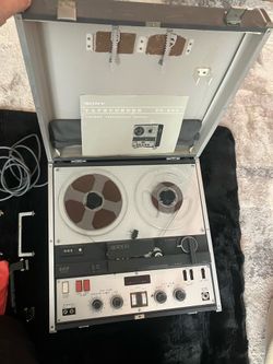 Vintage Sony TC-600 Reel to Reel Tape Recorder w/ Case – Powers On, Spins – Needs Button Fix
