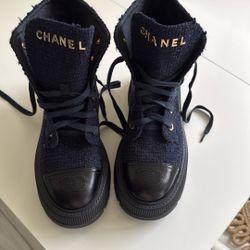 Gorgeous Tweet Denim Navy Blue With Black Leather Chanel Booties New