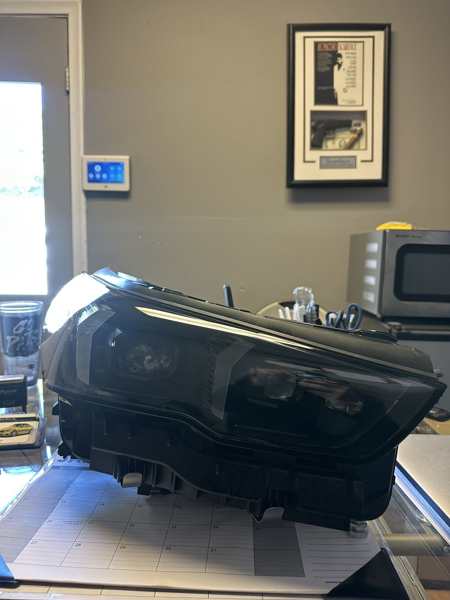 BMW 5 SERIES M5 Black SHADOWLINE G60 G61 OEM RIGHT PASSENGER LED HEADLIGHT HOUSING (NO DAMAGE) 2024/2025