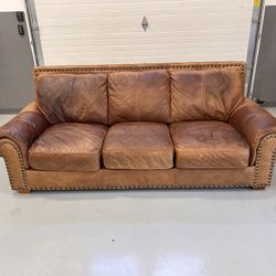 Brown Camel color 100% leather couch Decorative Grommets 