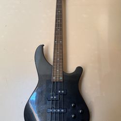 Mitchell Mb200GM Bass guitar 