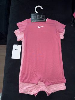 Nike “2 Piece Set” 9Months