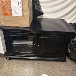 Entertainment Unit TV Stand 